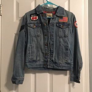 Forever 21 Jean jacket with american patches